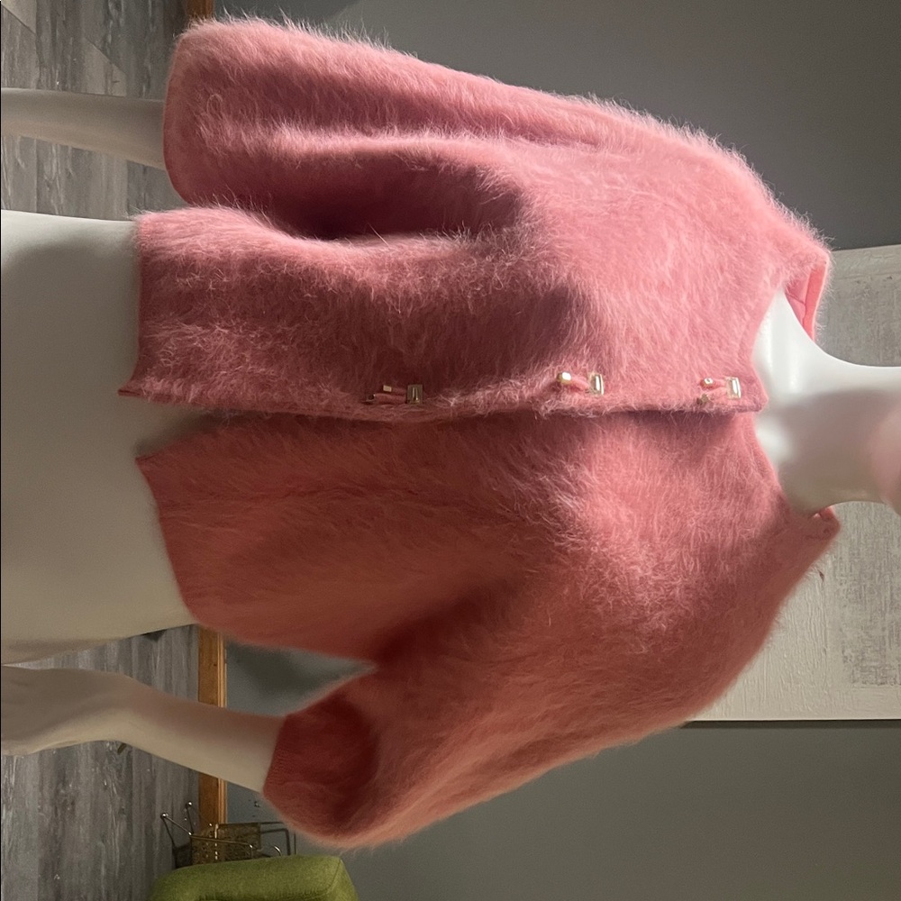 Pink Fuzzy Cropped Cardigan.  Vintage in perfect condition!